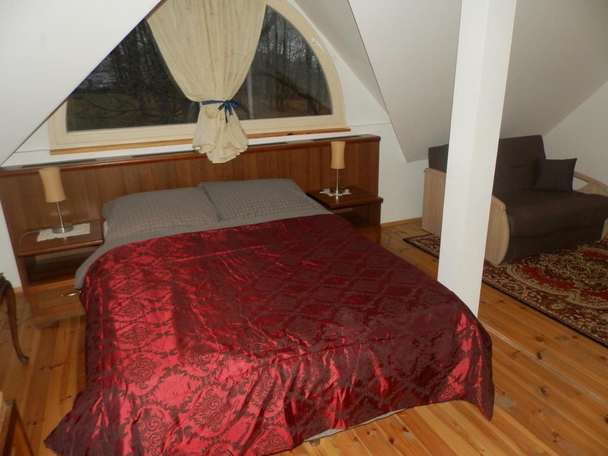 Dwór Strzyżew Zelazowa Wola Exterior foto